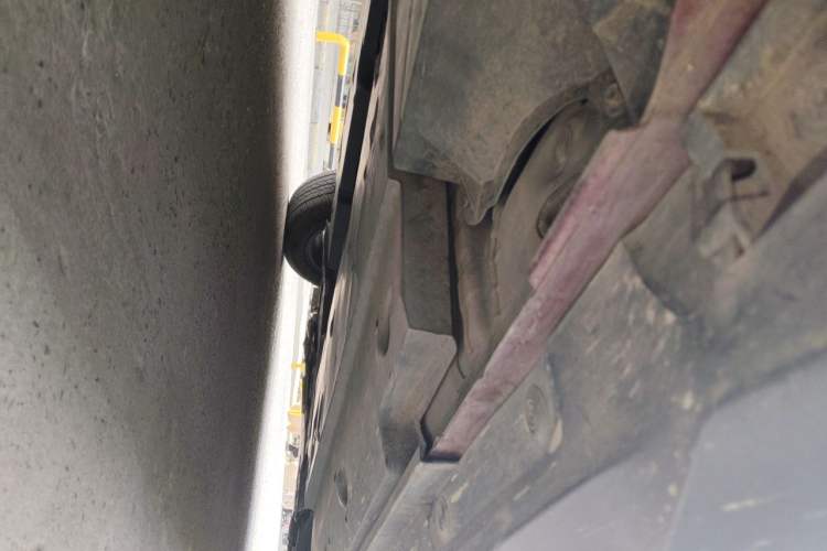 Used Toyota IZOA 2020 2.0L Enjoy Edition Chassis Rear Right