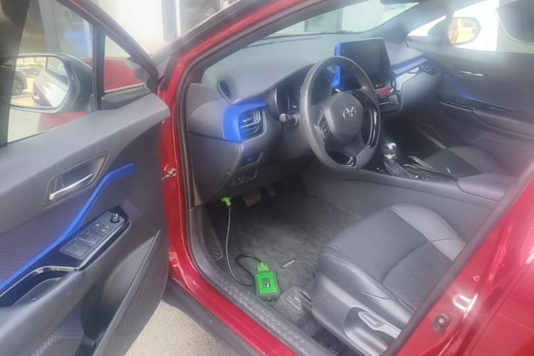 Used Toyota IZOA 2020 2.0L Yichi Version Driver Seat
