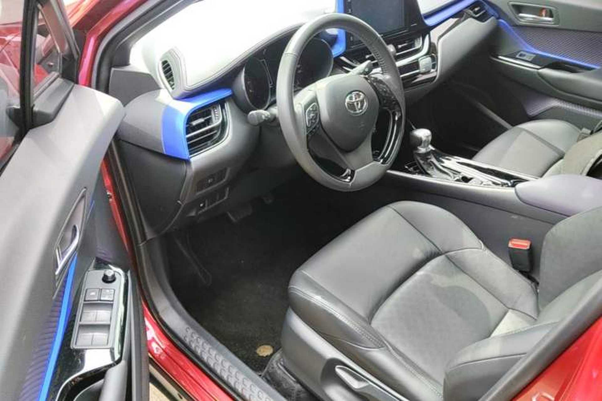 Used Toyota IZOA 2020 2.0L Yichi Version Driver Seat