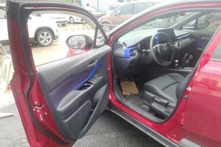 Used Toyota IZOA 2020 2.0L Yichi Version Driver Seat