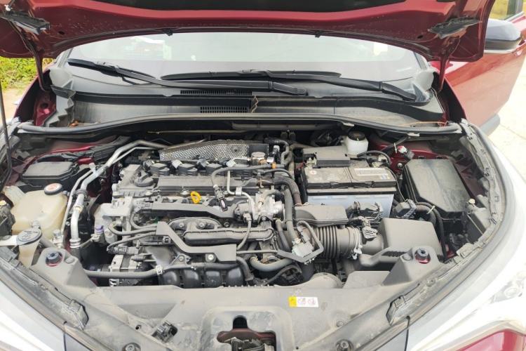 Used Toyota IZOA 2020 2.0L Yi Xiang CARE Engine Bay