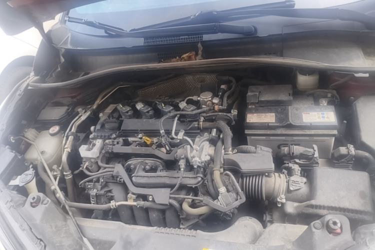 Used Toyota IZOA 2020 2.0L Yichi Version Engine Bay