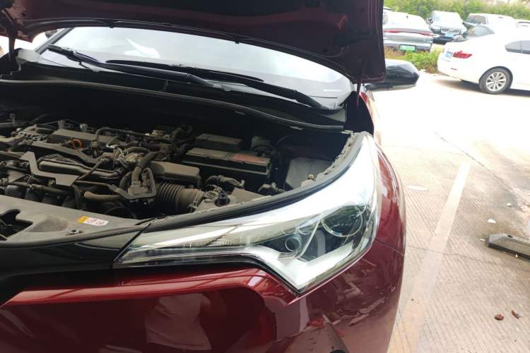 Used Toyota IZOA 2020 2.0L Enjoy Edition Engine Bay Left
