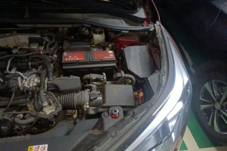 Used Toyota IZOA 2020 2.0L Yichi Version Engine Bay Left
