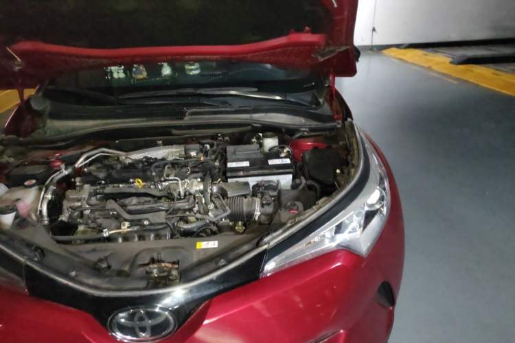 Used Toyota IZOA 2020 2.0L Enjoy Edition Engine Bay Left