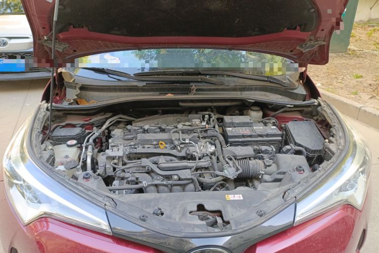 Used Toyota IZOA 2020 2.0L Enjoy Edition Engine Bay