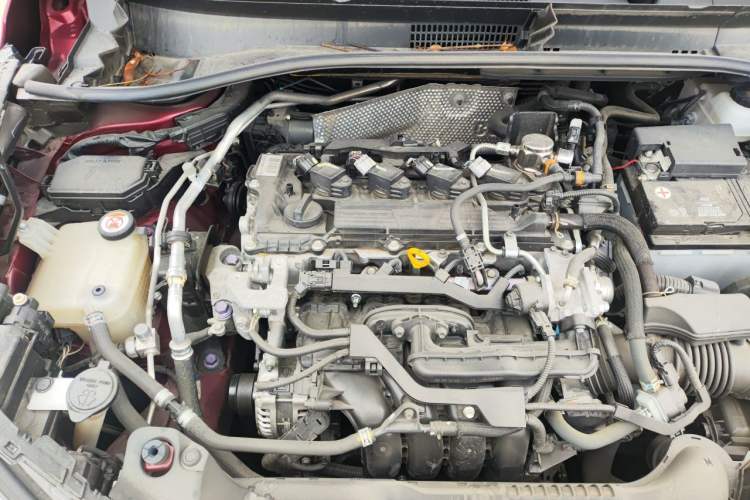 Used Toyota IZOA 2020 2.0L Yi Xiang CARE Engine Bay Right