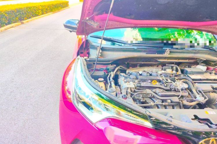 Used Toyota IZOA 2020 2.0L Enjoy Edition Engine Bay Right