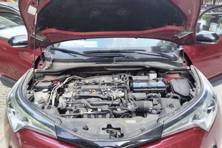 Used Toyota IZOA 2020 2.0L Enjoy Edition Engine Bay