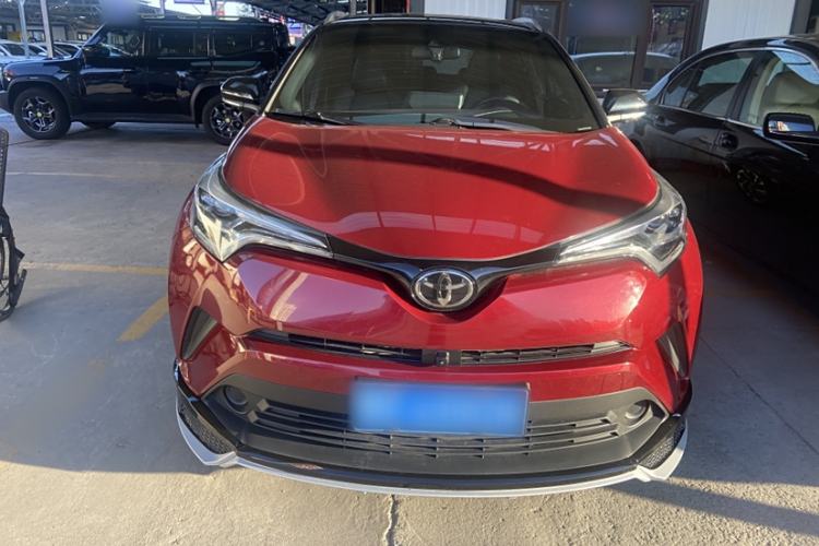 Used Toyota IZOA 2020 2.0L Yichi Version Exterior 1