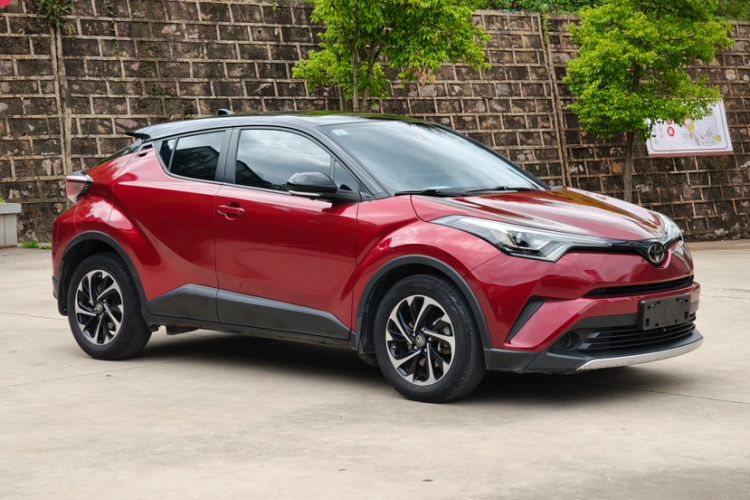 Used Toyota IZOA 2020 2.0L Yichi Version Exterior 1
