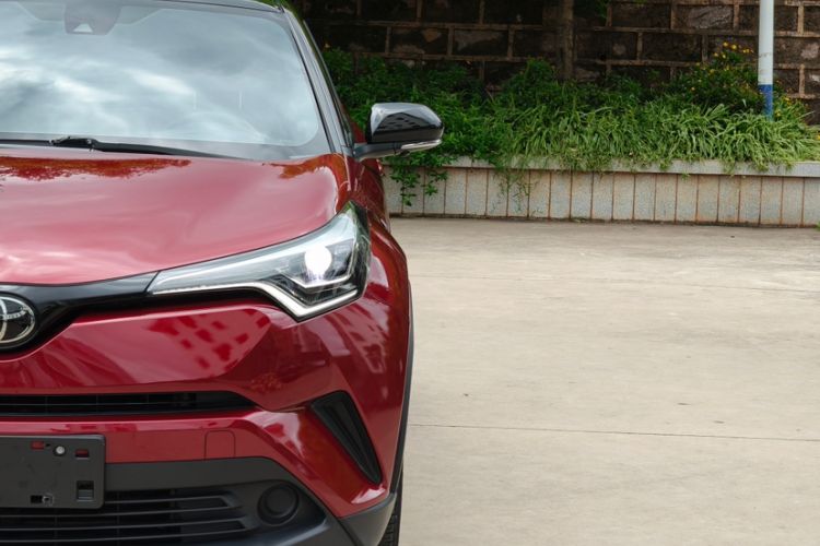 Used Toyota IZOA 2020 2.0L Yichi Version Exterior 9