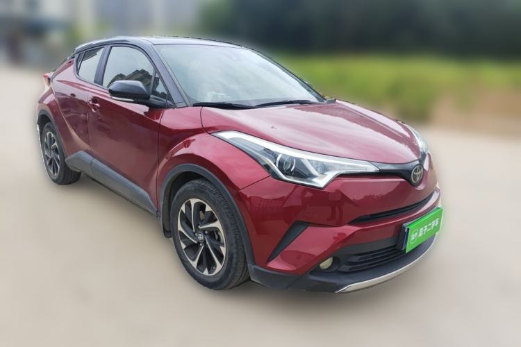 Used Toyota IZOA 2020 2.0L Yi Xiang CARE Front Right 45 Deg