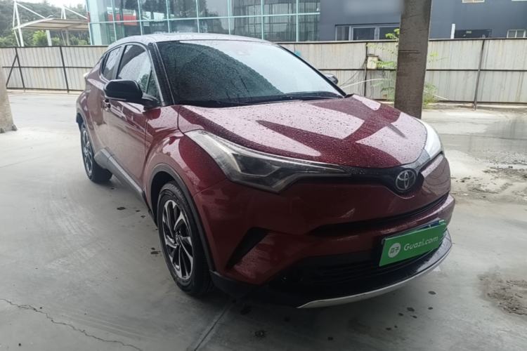 Used Toyota IZOA 2020 2.0L Yichi Version Front Right 45 Deg