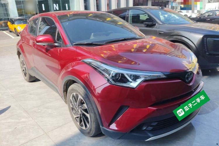 Used Toyota IZOA 2020 2.0L Yi Xiang CARE Front Right 45 Deg