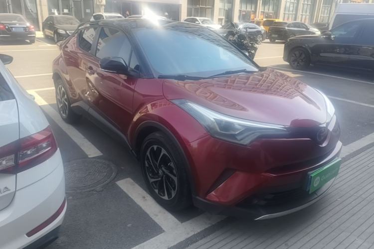 Used Toyota IZOA 2020 2.0L Yichi Version Front Right 45 Deg