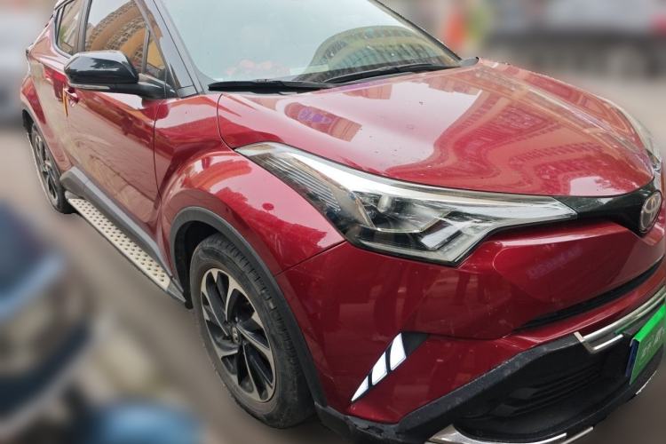 Used Toyota IZOA 2020 2.0L Yichi Version Front Right 45 Deg