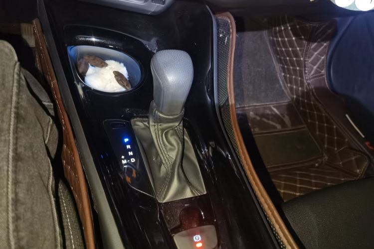 Used Toyota IZOA 2020 2.0L Enjoy Edition Gear Lever