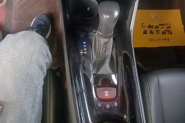 Used Toyota IZOA 2020 2.0L Enjoy Edition Gear Lever