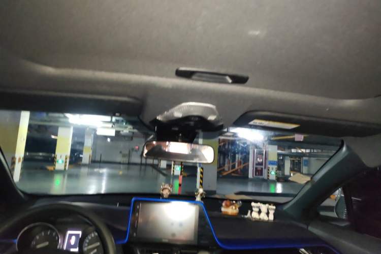 Used Toyota IZOA 2020 2.0L Enjoy Edition Headliner