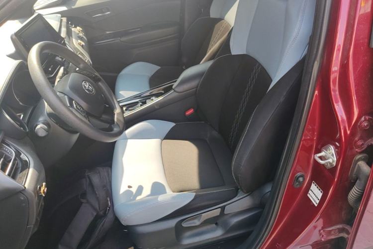 Used Toyota IZOA 2020 2.0L Yi Xiang CARE Left Front Seat