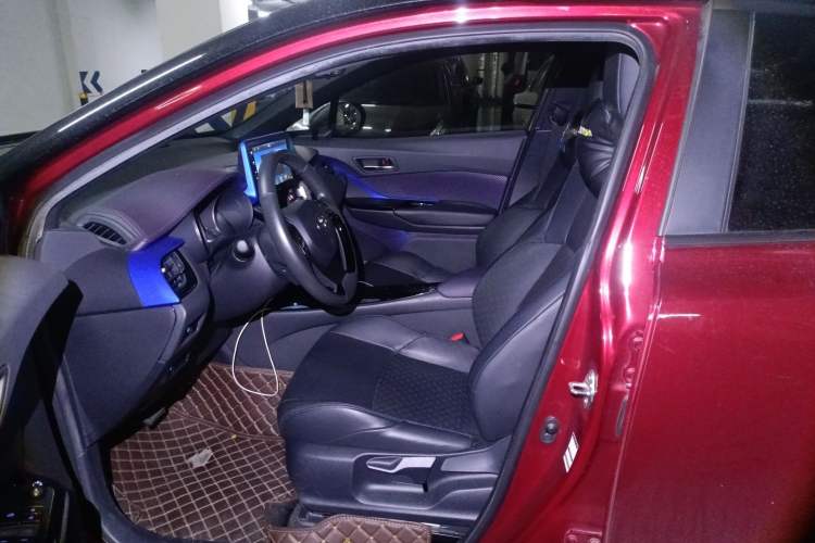 Used Toyota IZOA 2020 2.0L Yichi Version Left Front Seat