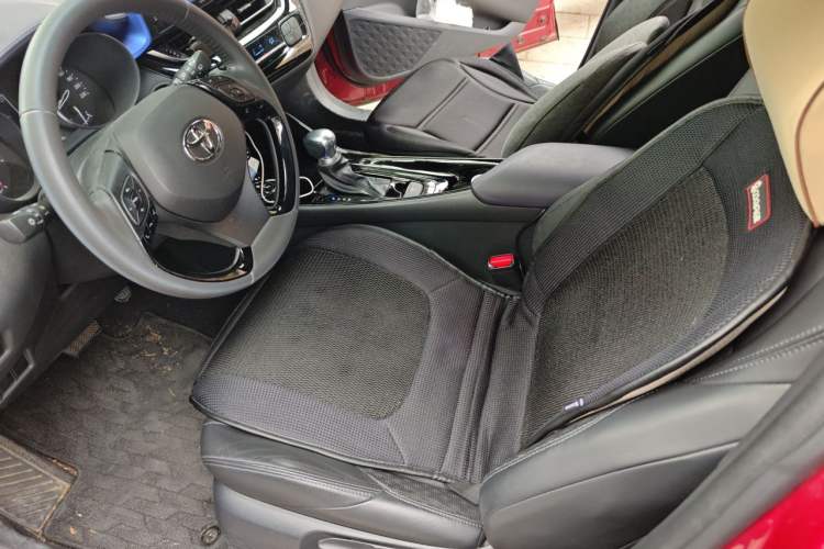 Used Toyota IZOA 2020 2.0L Yichi Version Left Front Seat