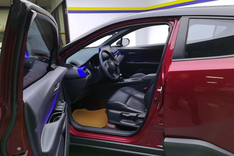 Used Toyota IZOA 2020 2.0L Yichi Version Left Front Seat