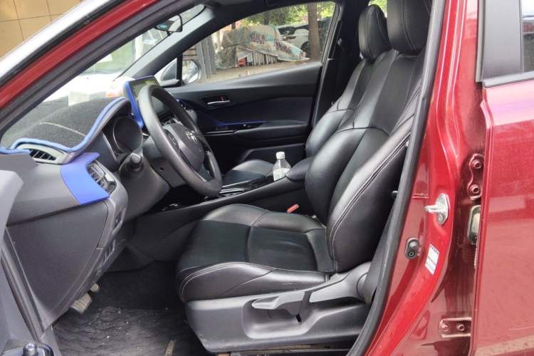Used Toyota IZOA 2020 2.0L Enjoy Edition Left Front Seat