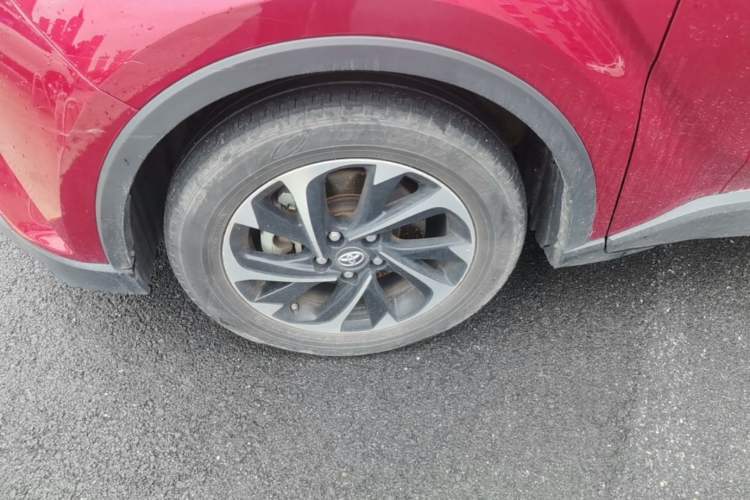 Used Toyota IZOA 2020 2.0L Yichi Version Left Front Wheel Hub