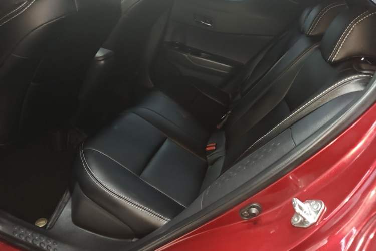 Used Toyota IZOA 2020 2.0L Enjoy Edition Left Rear Seat