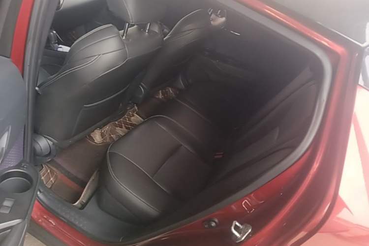 Used Toyota IZOA 2020 2.0L Enjoy Edition Left Rear Seat