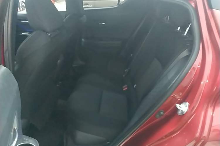 Used Toyota IZOA 2020 2.0L Enjoy Edition Left Rear Seat