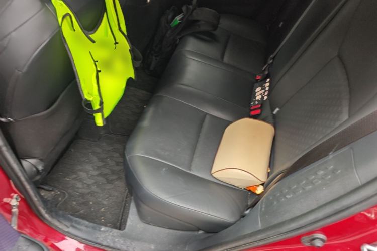 Used Toyota IZOA 2020 2.0L Yichi Version Left Rear Seat