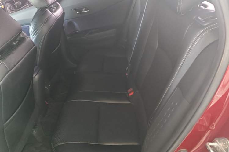 Used Toyota IZOA 2020 2.0L Enjoy Edition Left Rear Seat