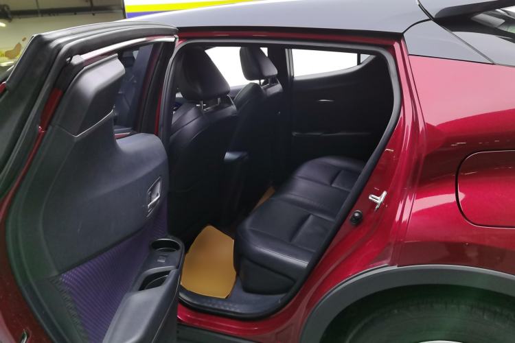 Used Toyota IZOA 2020 2.0L Yichi Version Left Rear Seat