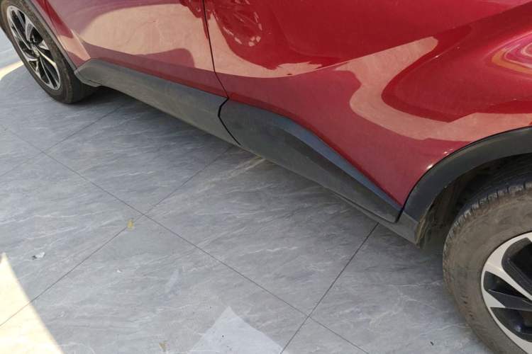 Used Toyota IZOA 2020 2.0L Yi Xiang CARE Left Side Sill