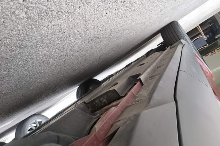 Used Toyota IZOA 2020 2.0L Yichi Version Left Side Sill
