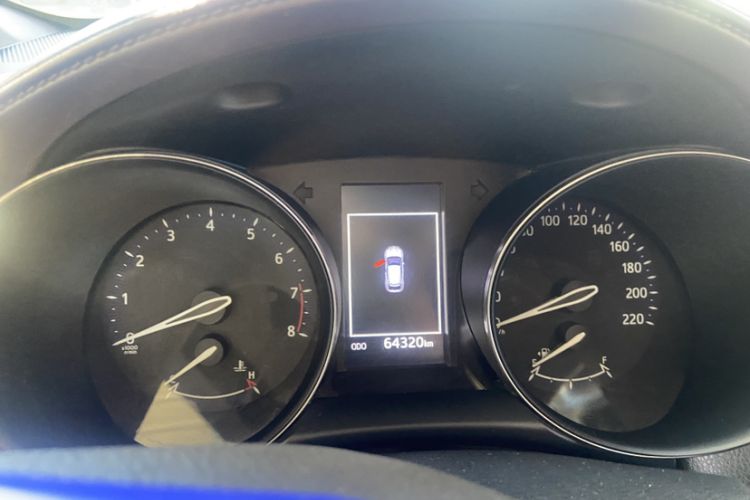 Used Toyota IZOA 2020 2.0L Yichi Version Odometer Close Up