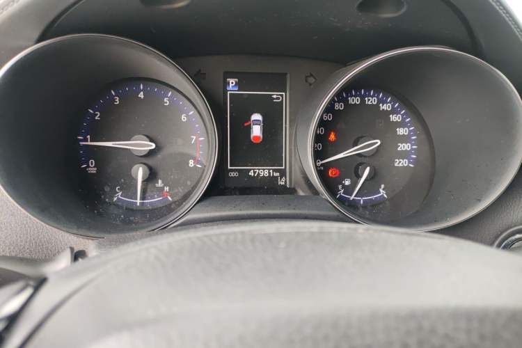 Used Toyota IZOA 2020 2.0L Yi Xiang CARE Odometer Close Up