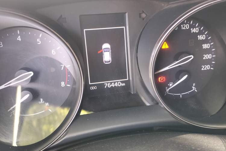 Used Toyota IZOA 2020 2.0L Enjoy Edition Odometer Close Up