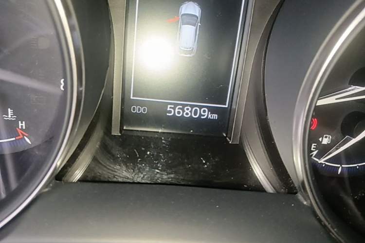 Used Toyota IZOA 2020 2.0L Enjoy Edition Odometer Close Up