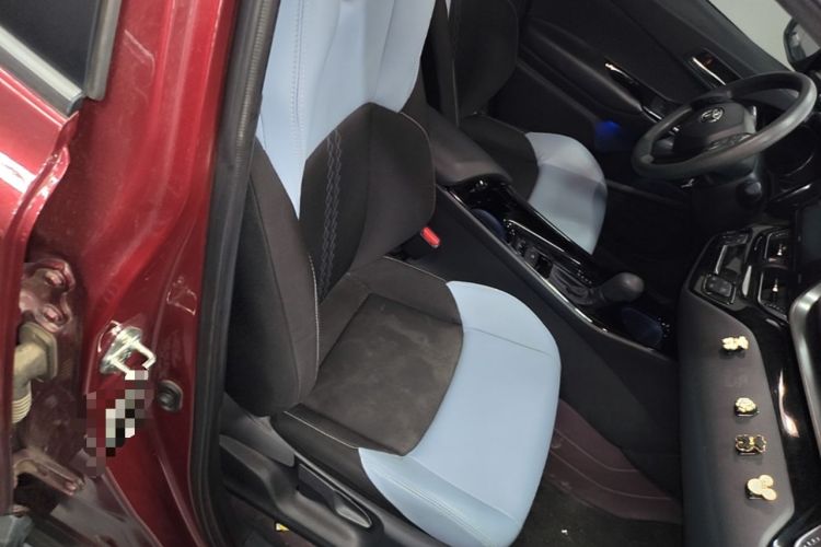 Used Toyota IZOA 2020 2.0L Yi Xiang CARE Right Front Seat