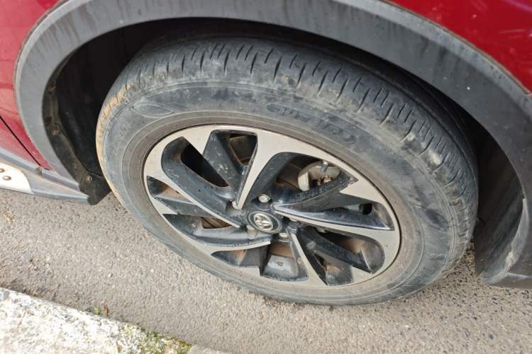 Used Toyota IZOA 2020 2.0L Yichi Version Right Front Wheel Hub