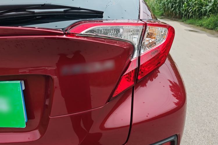 Used Toyota IZOA 2020 2.0L Yi Xiang CARE Right Rear Taillight