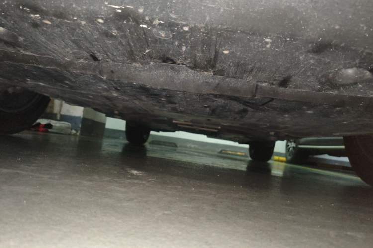 Used Toyota IZOA 2020 2.0L Yichi Version Chassis Front