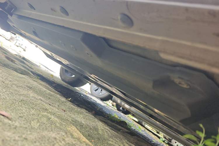 Used Toyota IZOA 2020 2.0L Yichi Version Chassis Front Right