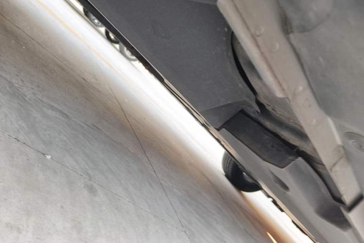 Used Toyota IZOA 2020 2.0L Yichi Version Chassis Rear Right