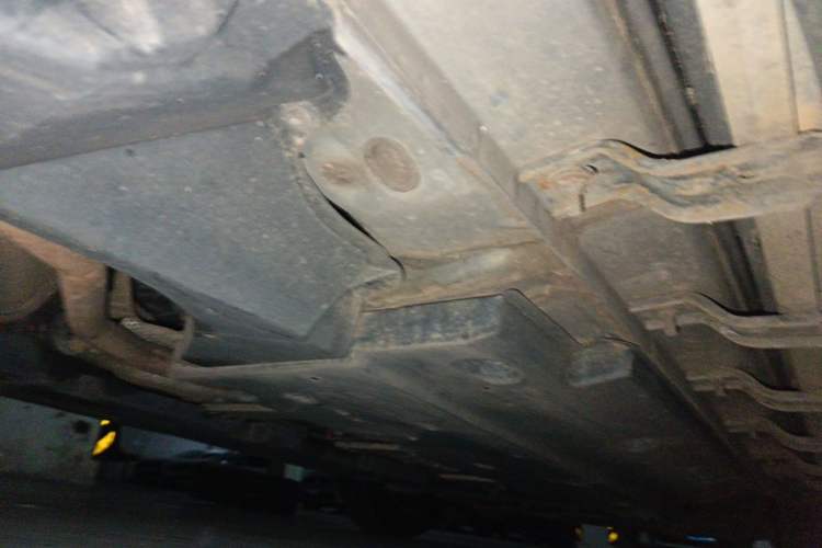 Used Toyota IZOA 2020 2.0L Yi Xiang CARE Chassis Rear Right