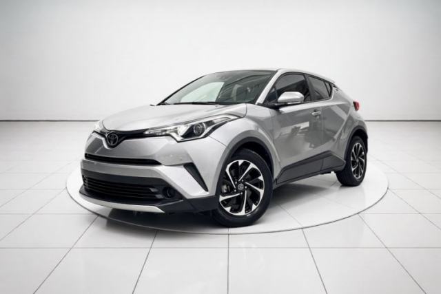 Used Toyota IZOA 2020 2.0L Yi Xiang CARE